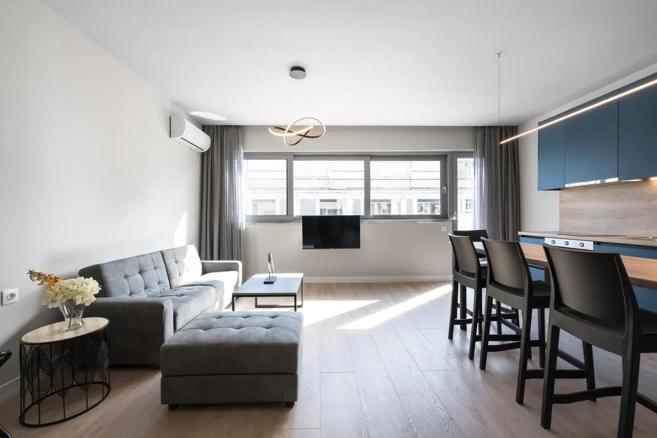 #Luxlikehome Lux Locals 1 Szaloniki Apartman